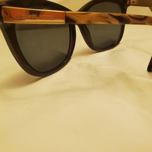 Michael Kors MK2020 Adelaide Sunglasses With Case Dark Brown Tigers Eye - Picture 2 of 8